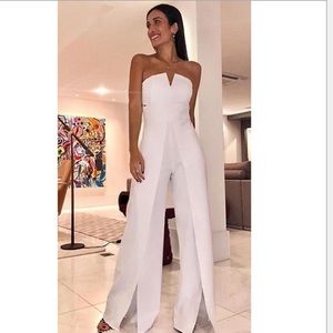 White strapless chic jumpsuit